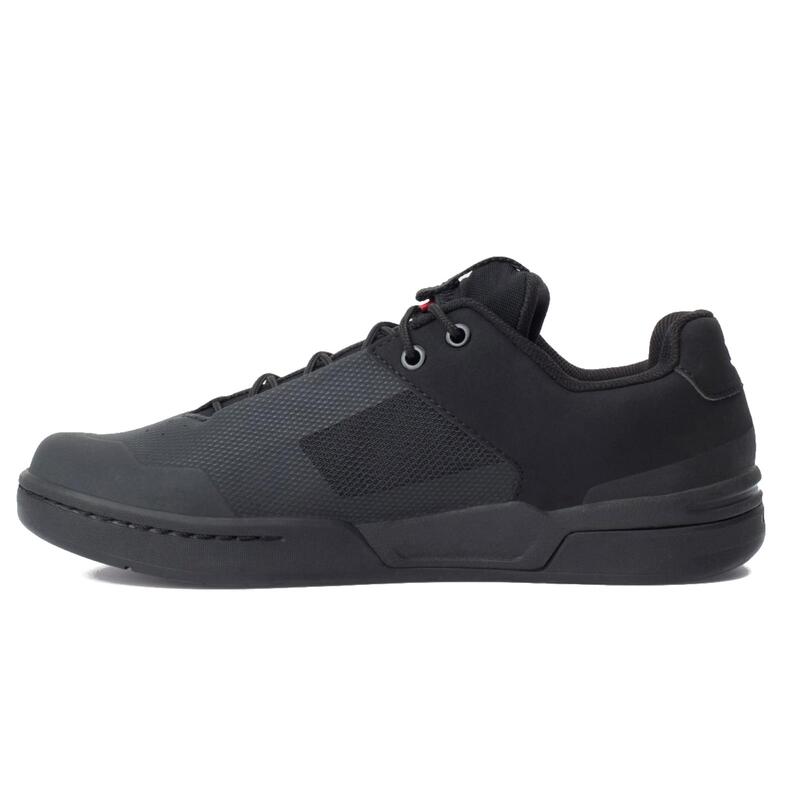 Chaussures de sport trail mtb homme Chaussure à timbre noir
