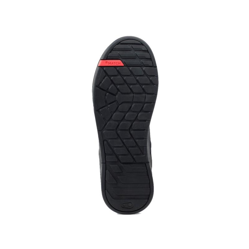 Chaussures de sport trail mtb homme Chaussure à timbre noir