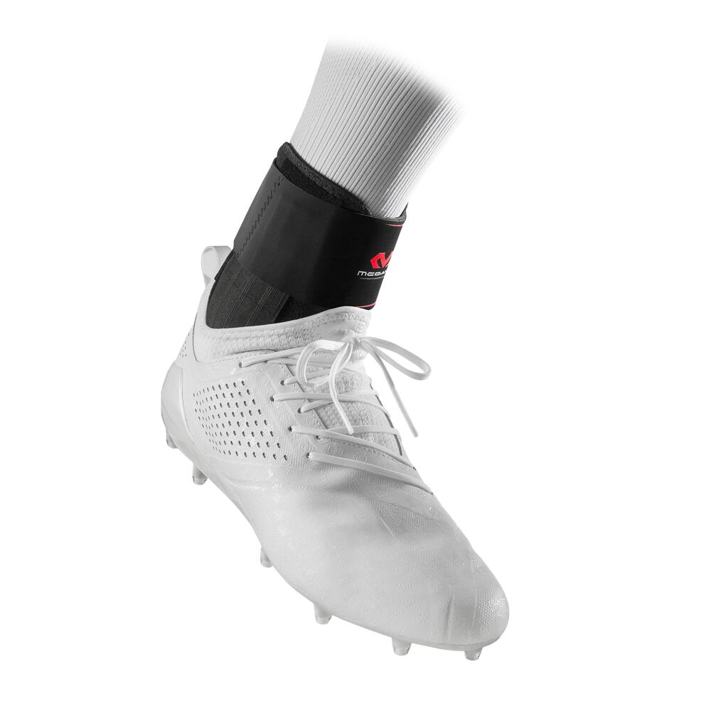 4311 - CHEVILLERE DE FOOTBALL STEALTH CLEAT 2+ McDavid noir 4/5