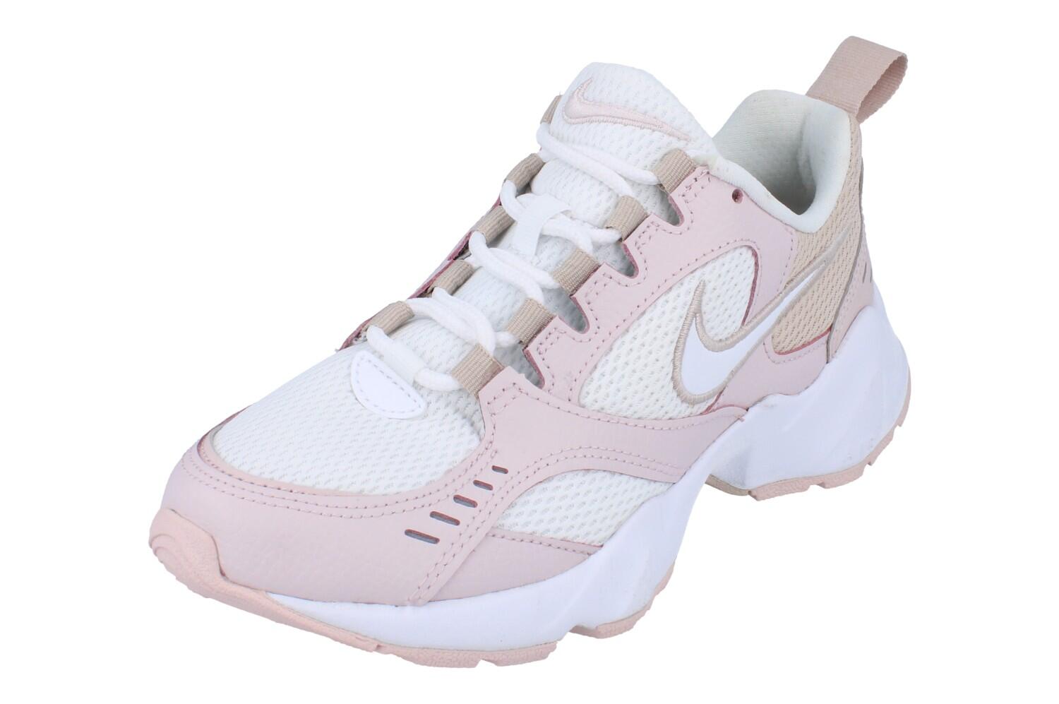 Nike Womens Air Heights Trainers 1/6