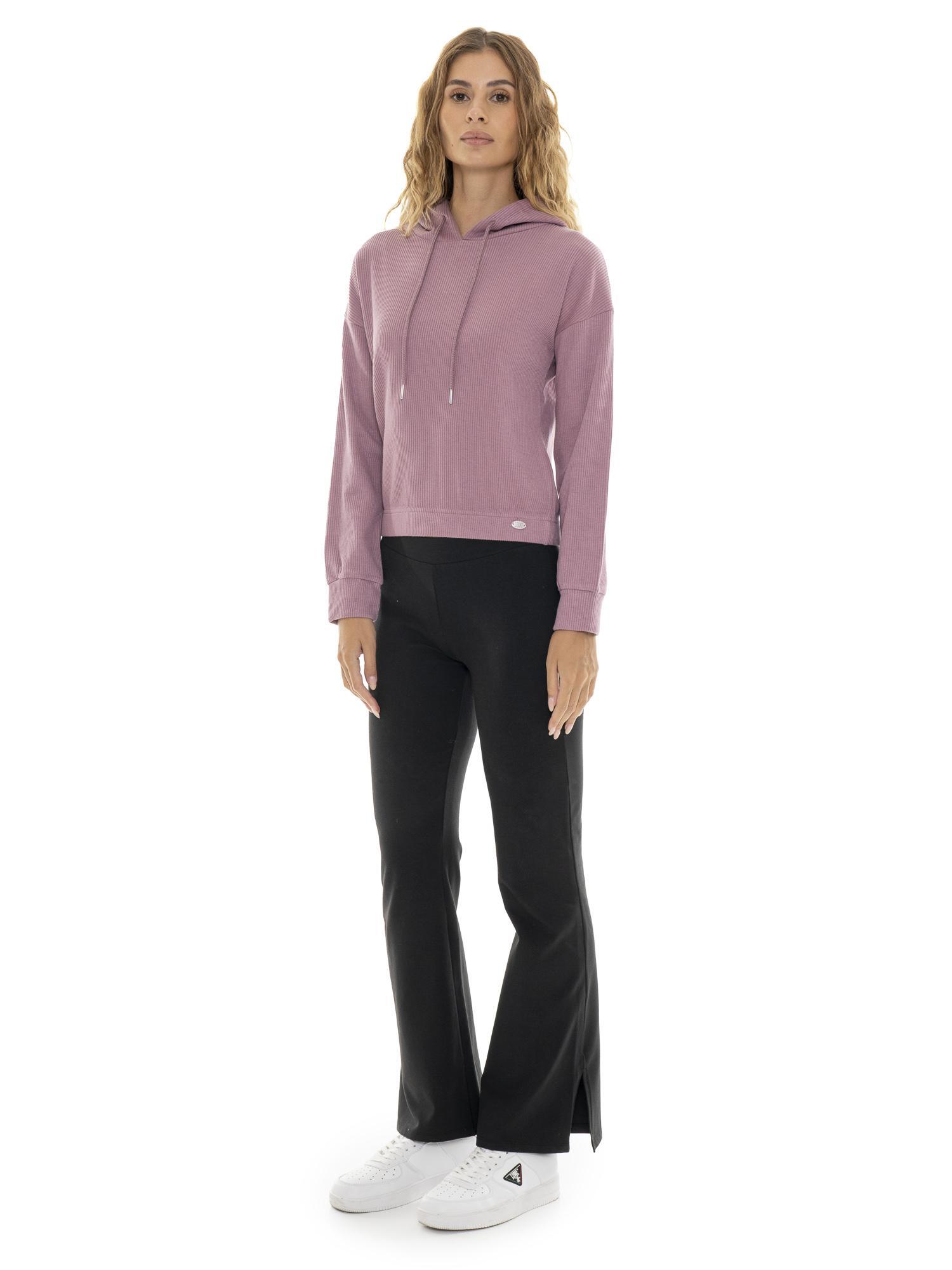 Moletom feminino canelado fino "Pearl" para o inverno 2/7