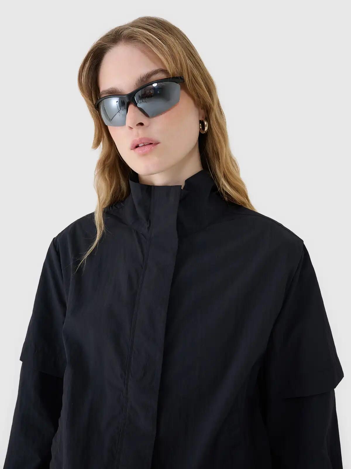 2-in-1 Laufjacke für Damen 3/7