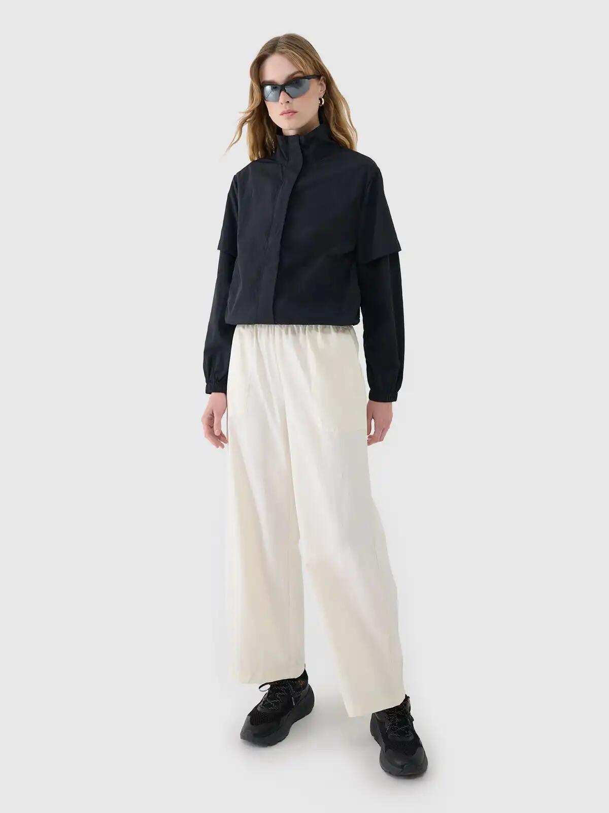 2-in-1 Laufjacke für Damen 5/7