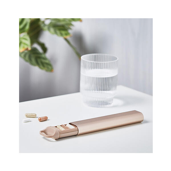 Caixa comprimidos Lexon Nomaday Pillbox dourado 7/7