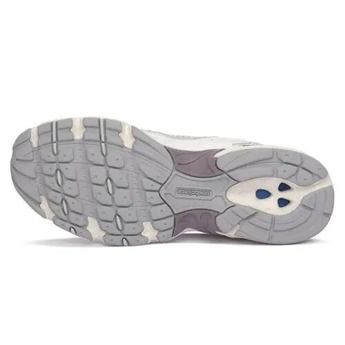 New Balance 530 Sea Salt Ice Wine 5/6