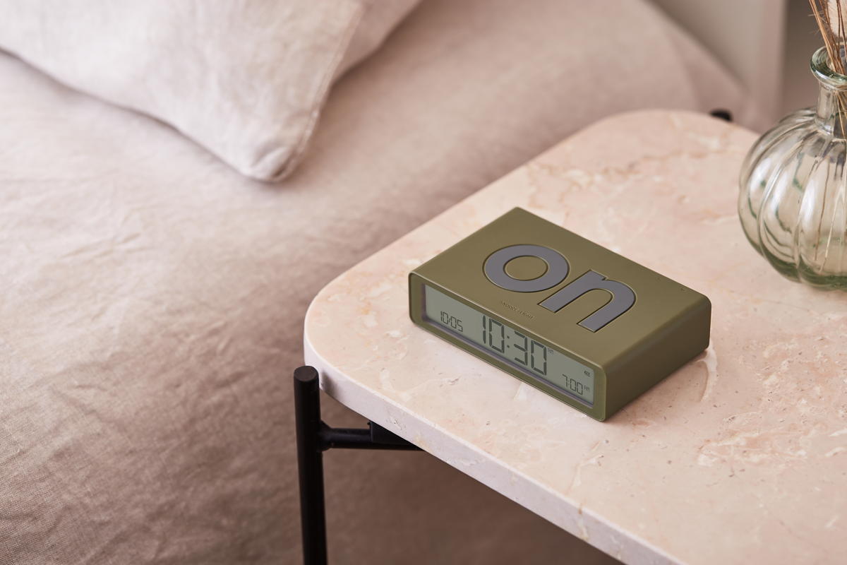 Despertador Lexon FLIP Classic khaki 6/7