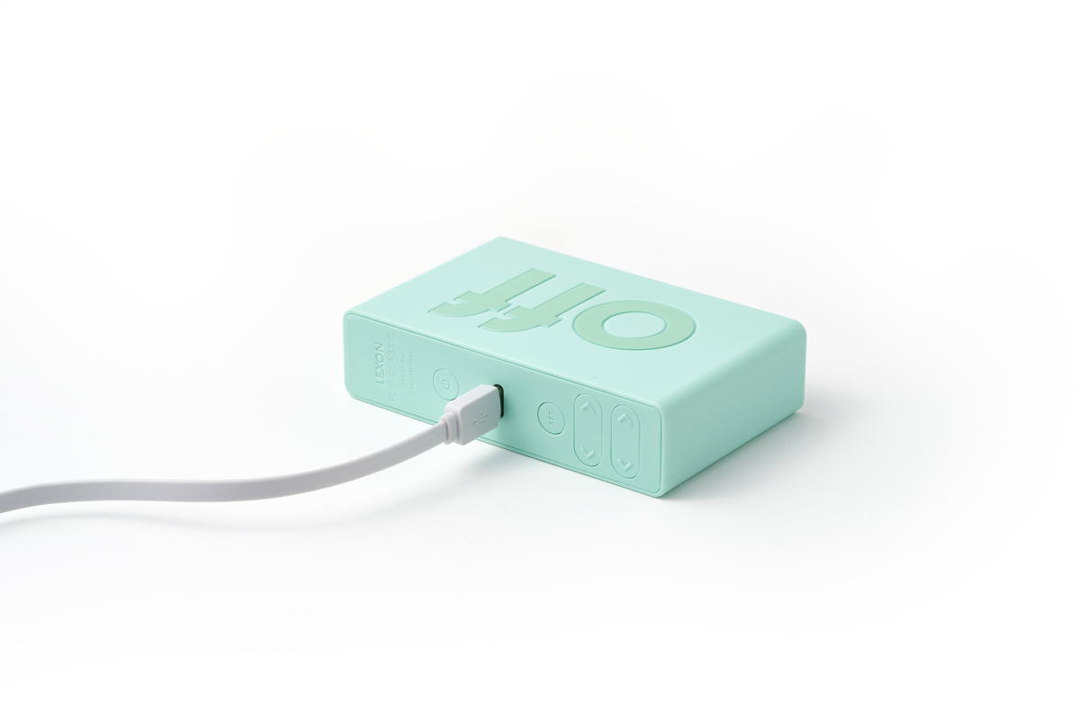 Despertador Lexon FLIP Classic menta 5/7