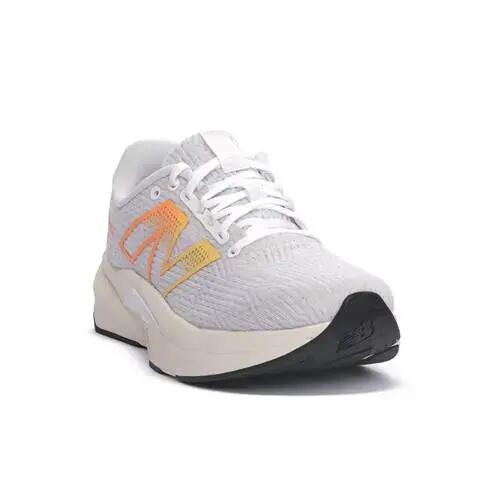 NEW BALANCE picture