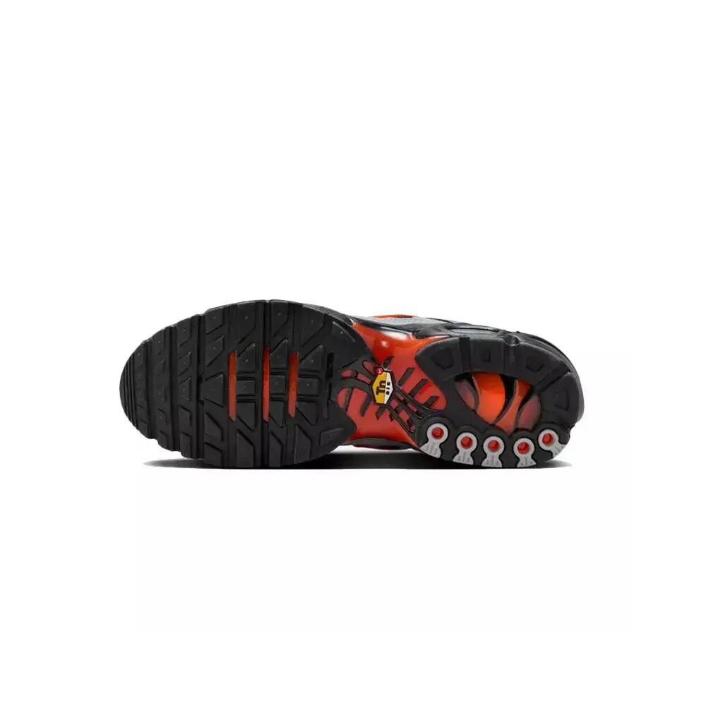 Basket Nike AIR MAX PLUS 5/7