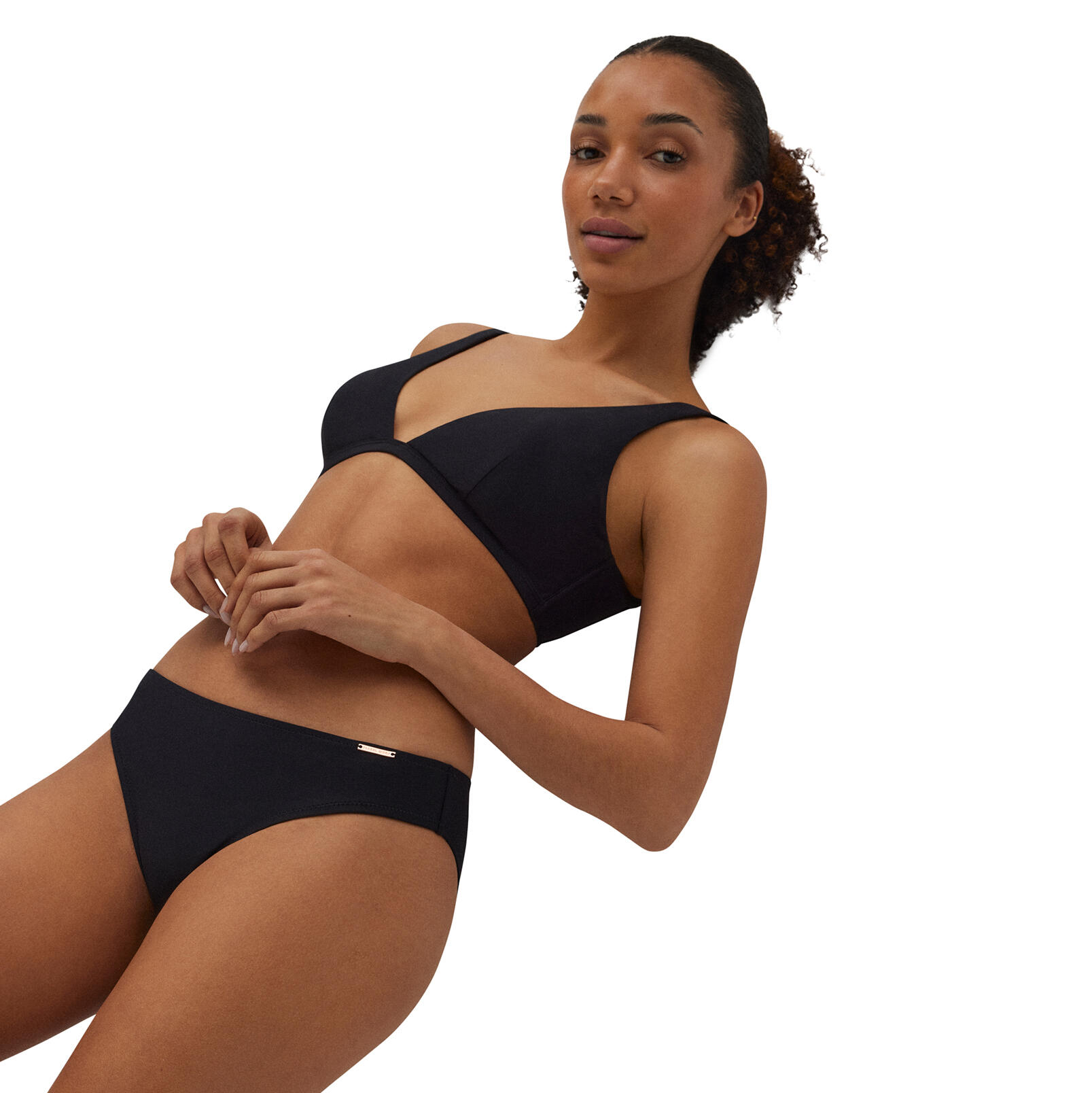 Braga bikini lisa básica negro 3/6