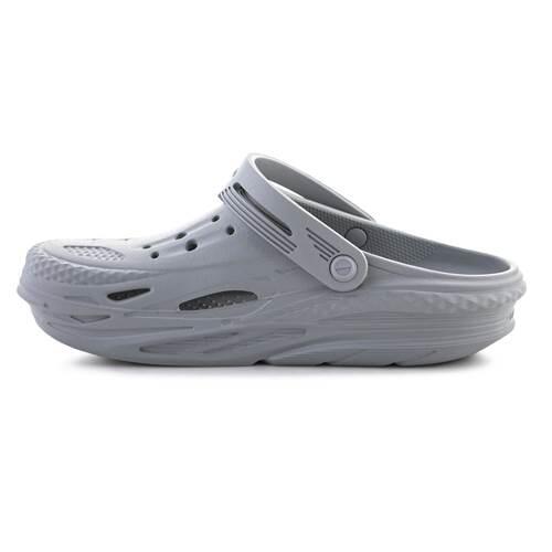Sapatilhas unisexo Crocs Off Grid Clog 4/5