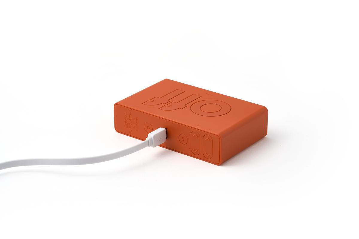 Despertador Lexon FLIP Classic laranja 5/5