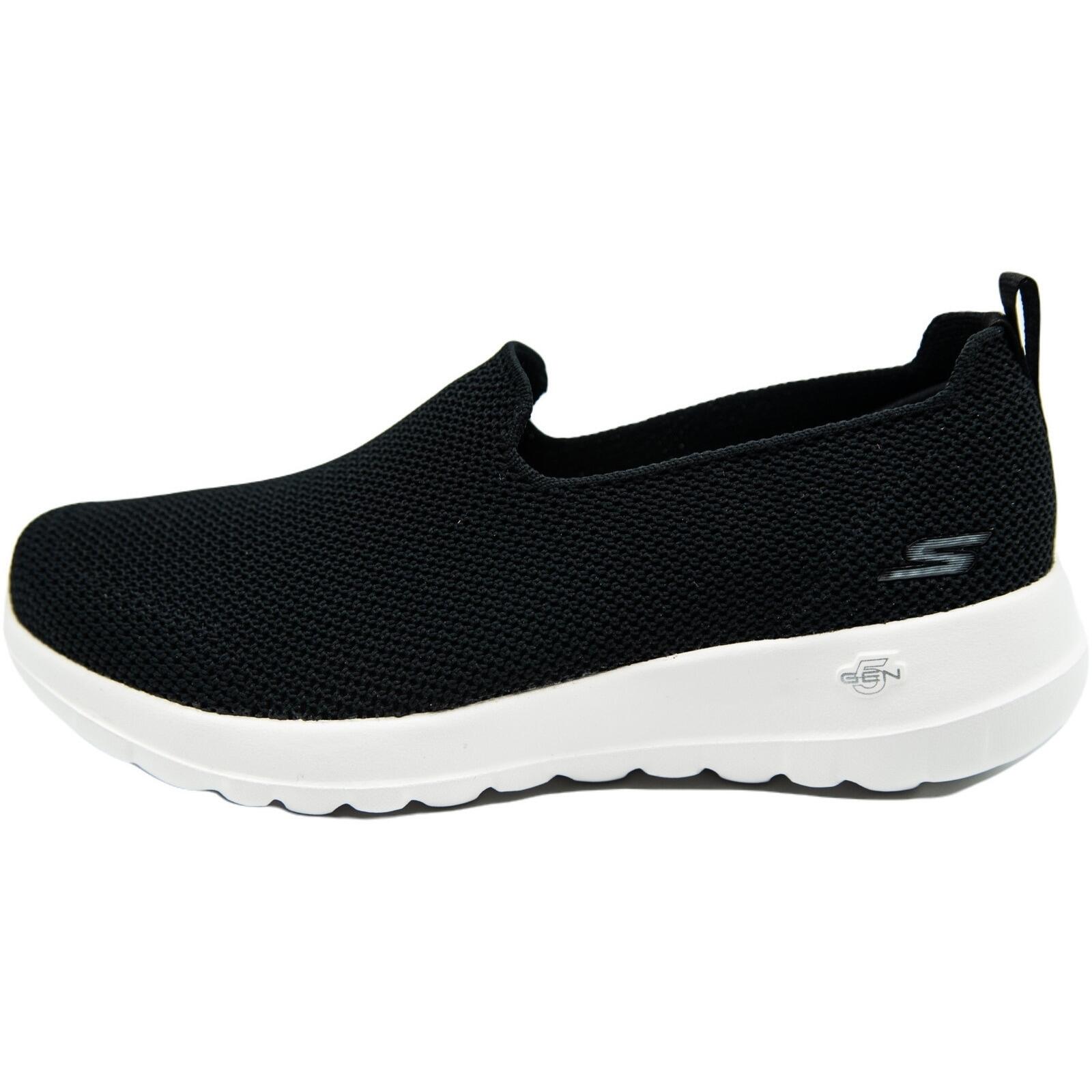SKECHERS picture