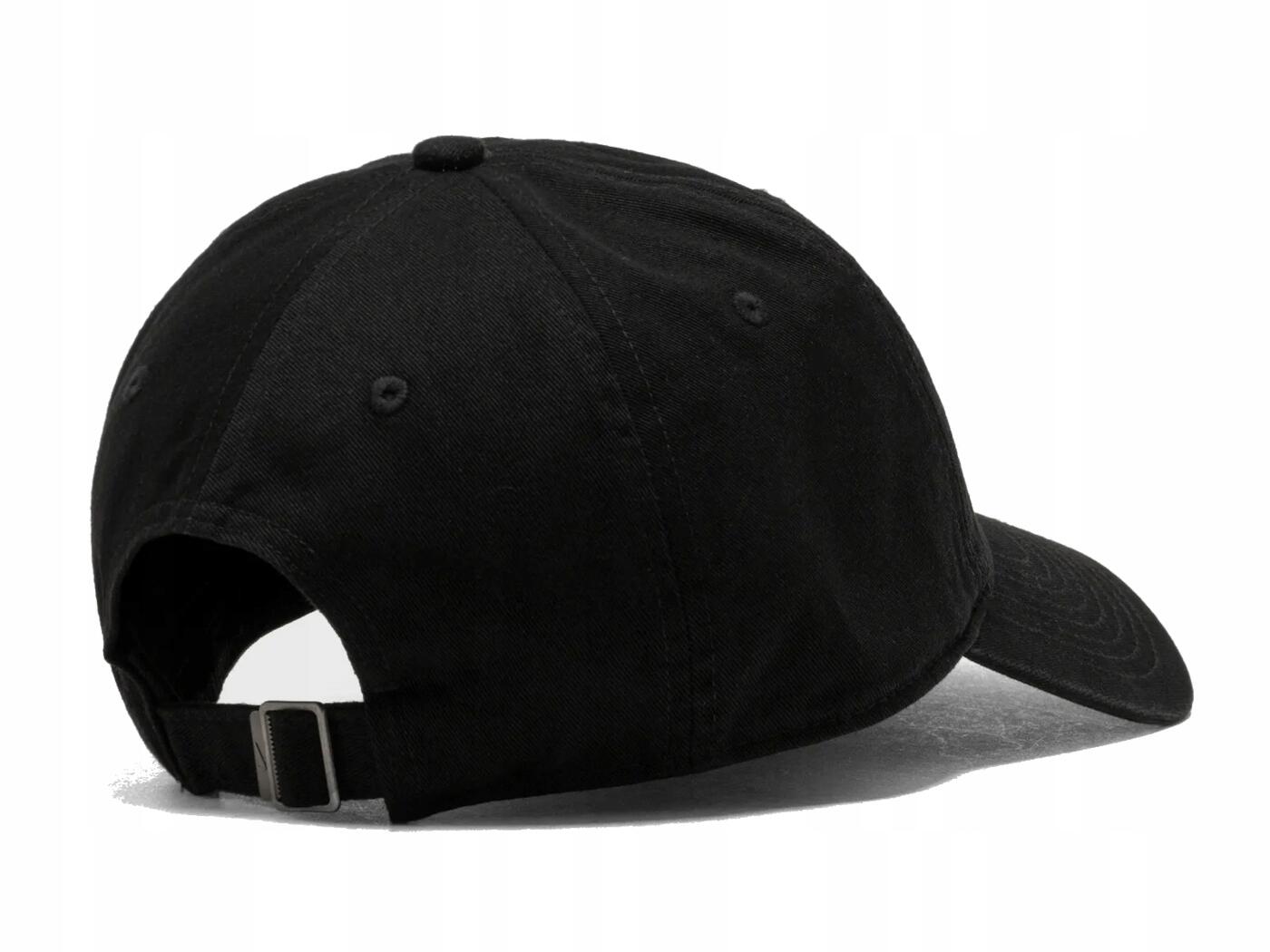 Nike Club Futura Black Hat 3/5