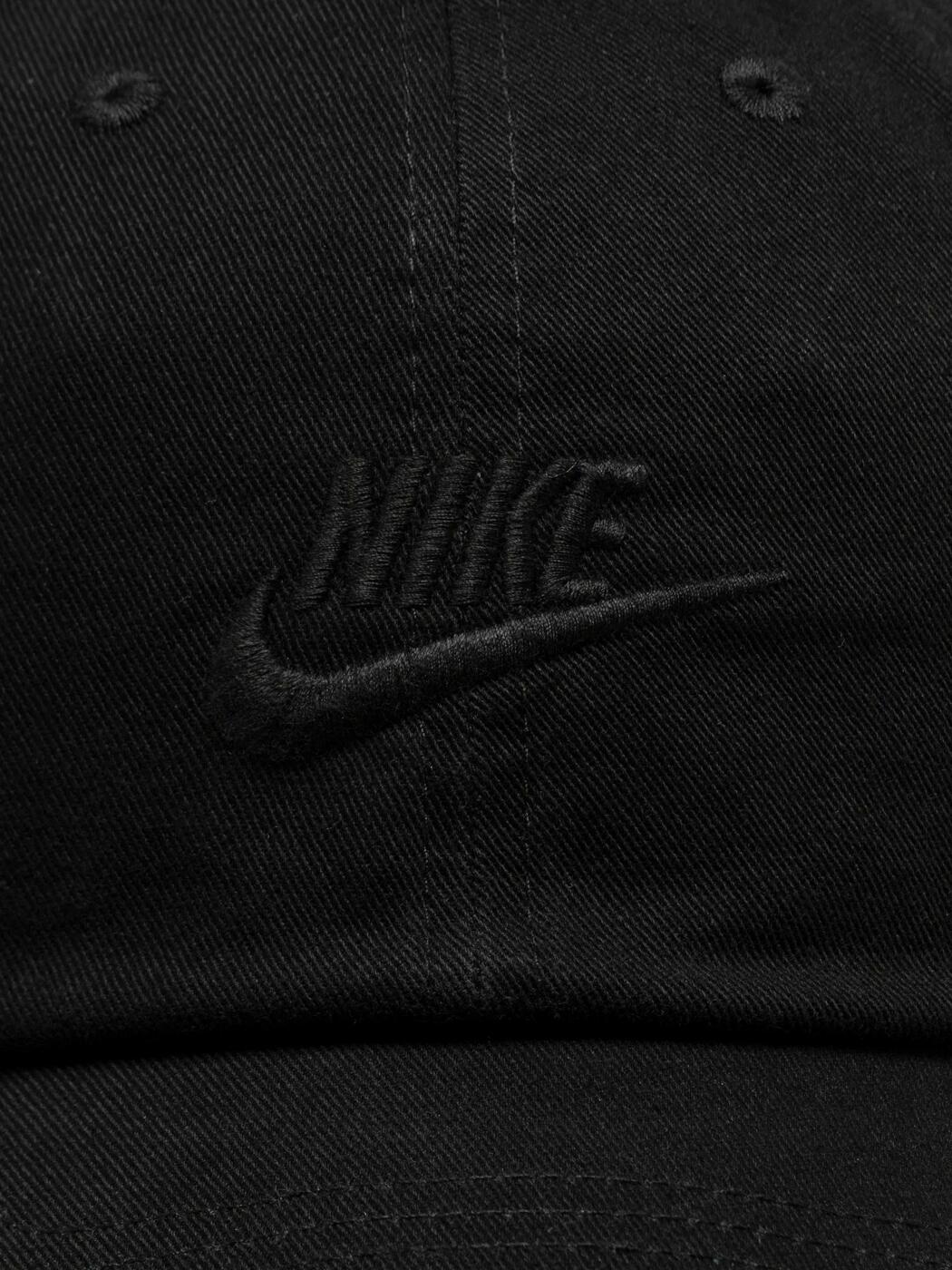Nike Club Futura Black Hat 5/5