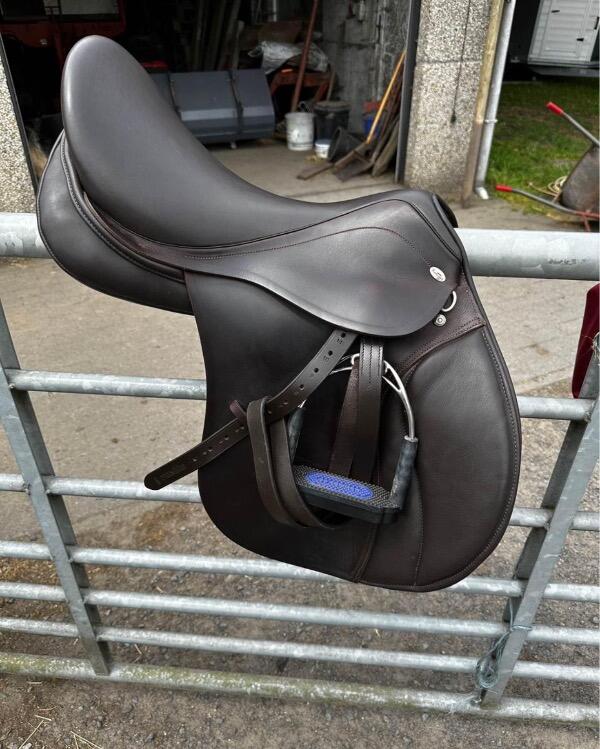 Entre Particuliers - Selle et sangle 4/5