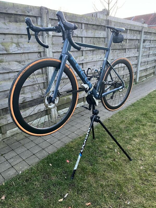 Entre Particuliers - Focus Izalco 2/5