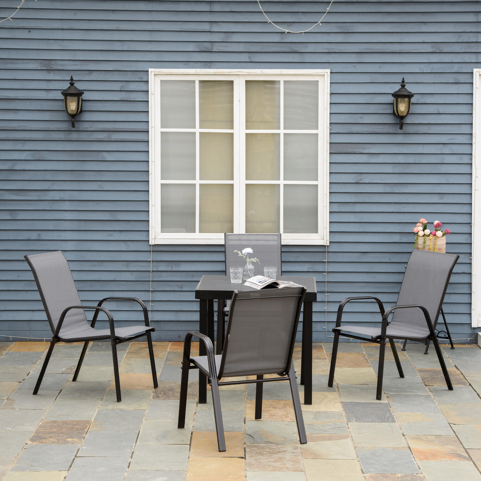 Outsunny Set 4 Sedie da Esterno Impilabili con Braccioli in Metallo Grigio 2/8