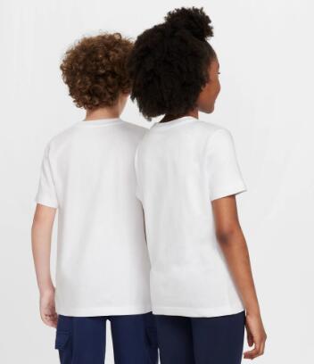 T-shirt junior nike bianco 2/4