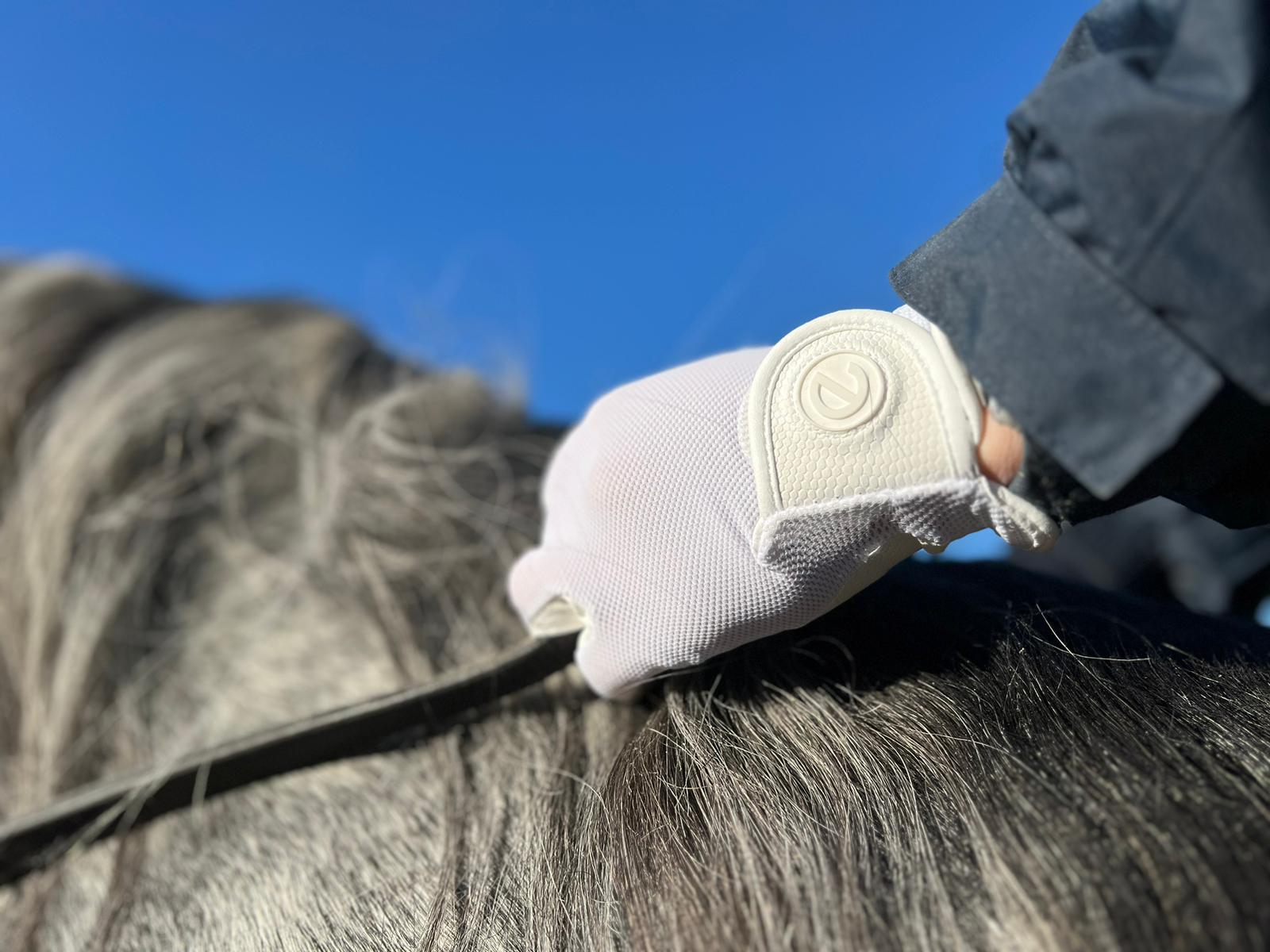 eGLOVE eQUEST GripPrp X-LITE - White Regular 7/7