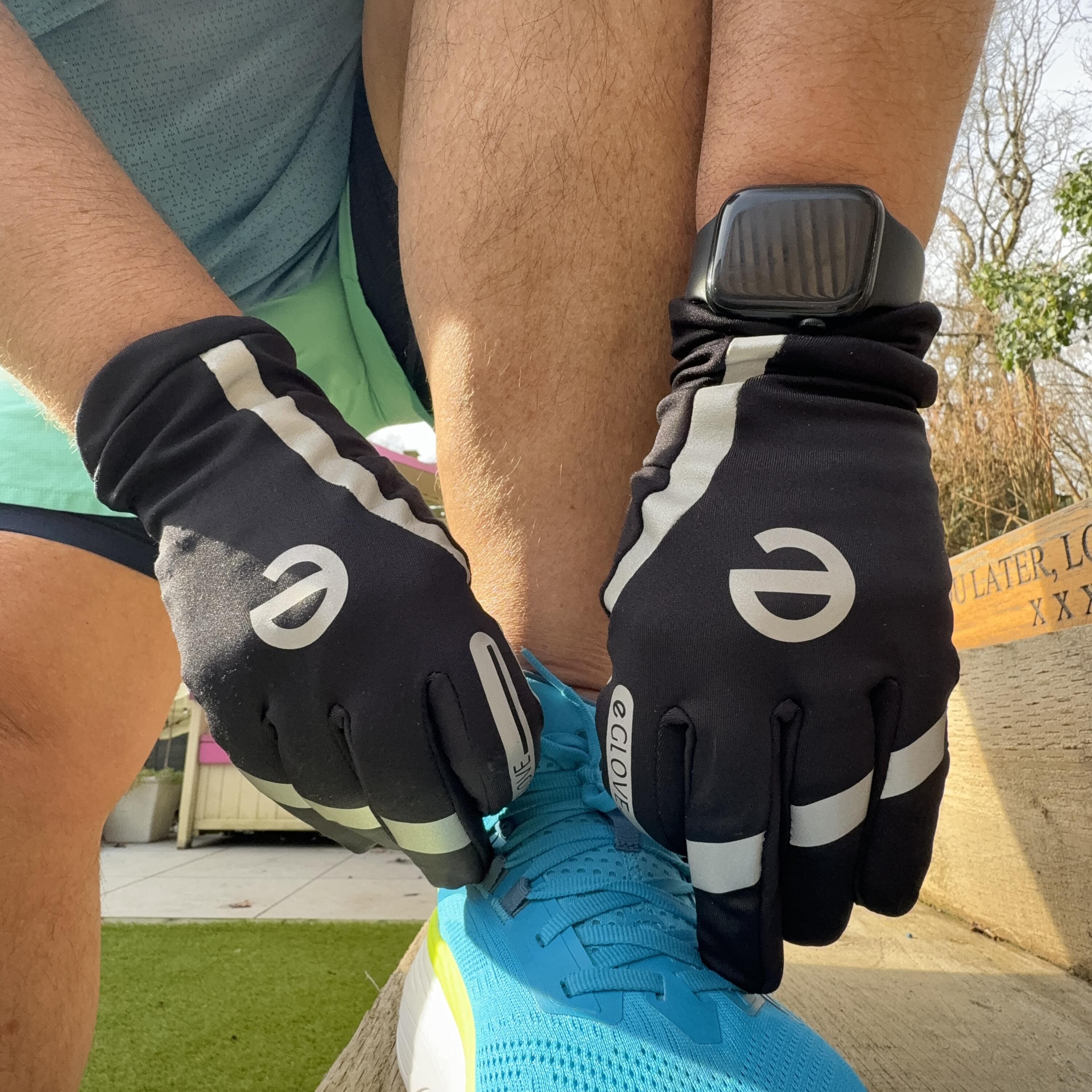 eGLOVE RUN Hi-Vis - Lightweight Hi-Vis Touchscreen Running Gloves 4/7