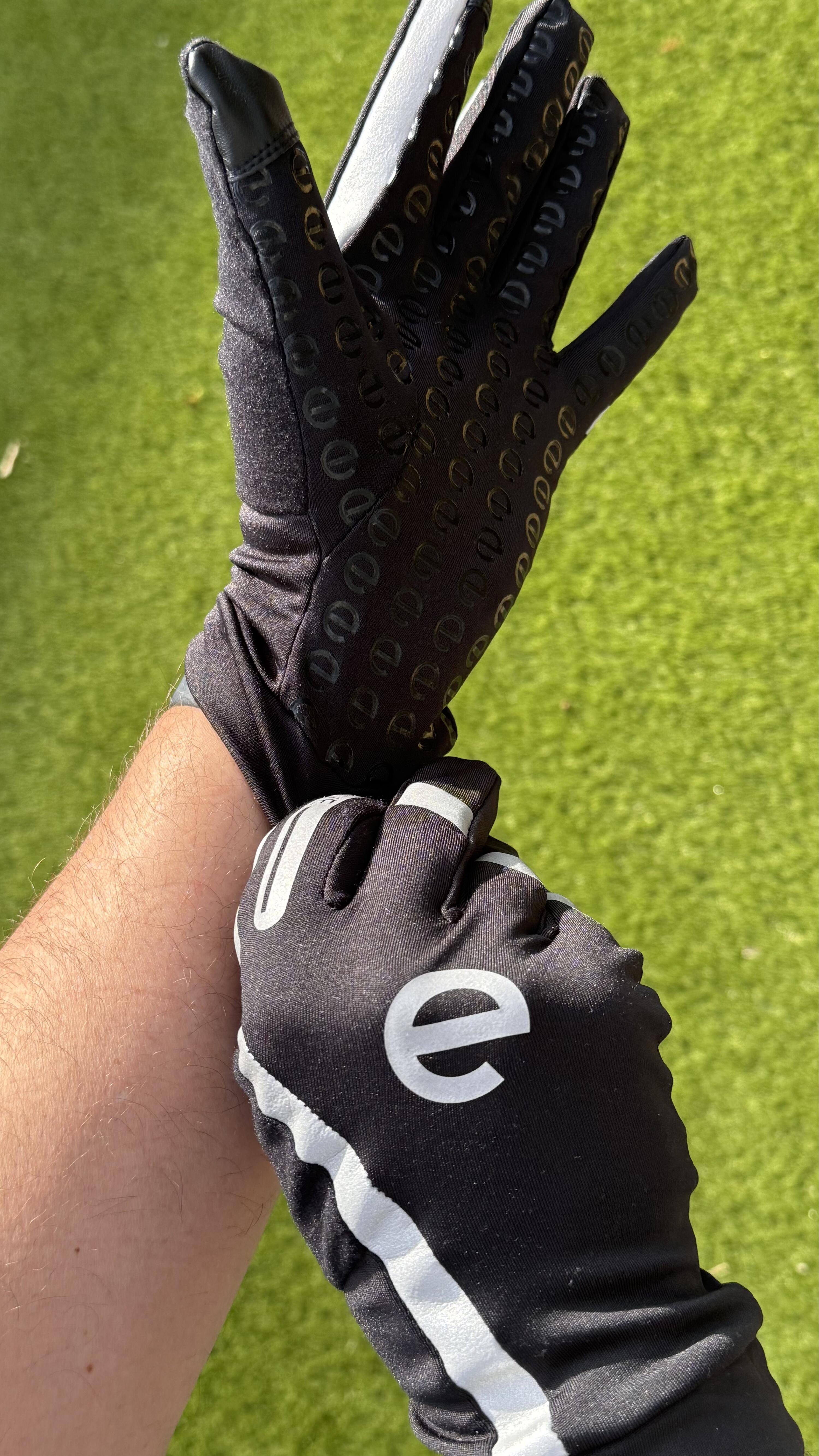 eGLOVE RUN Hi-Vis - Lightweight Hi-Vis Touchscreen Running Gloves 5/7