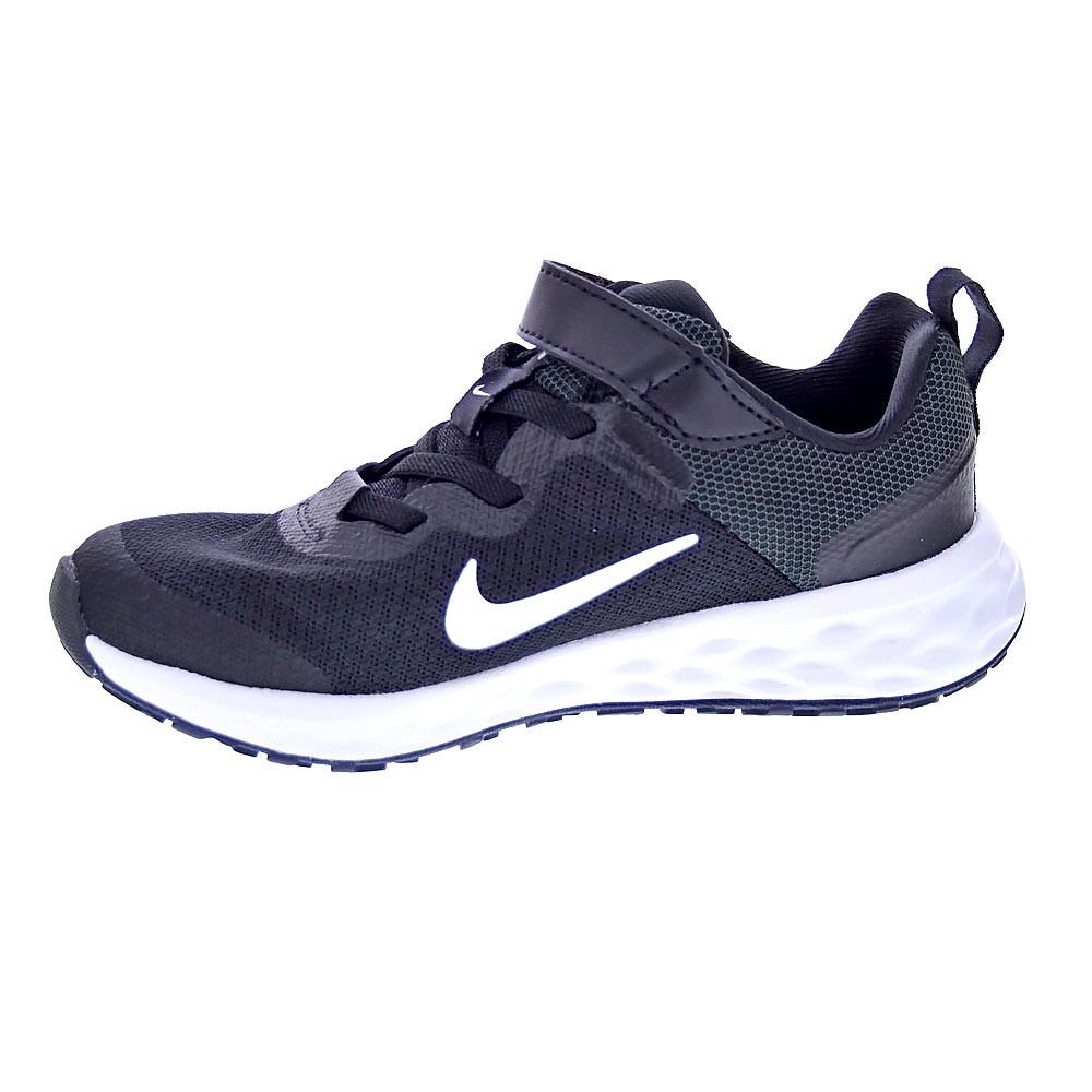 Baskets Nike Modèle Revolution 6 Couleur Noir 2/7