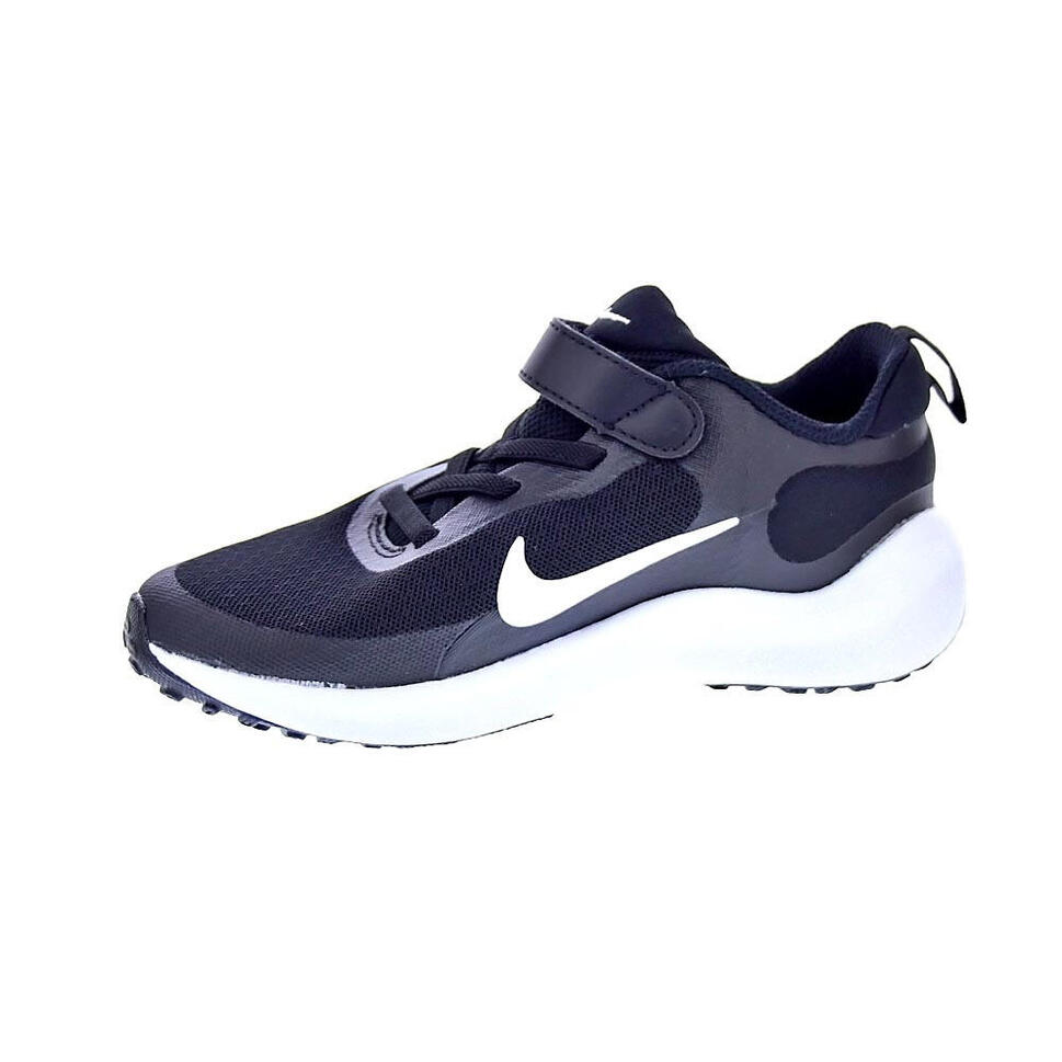 Tenisówki Nike Model Revolution 7 Kolor Czarny