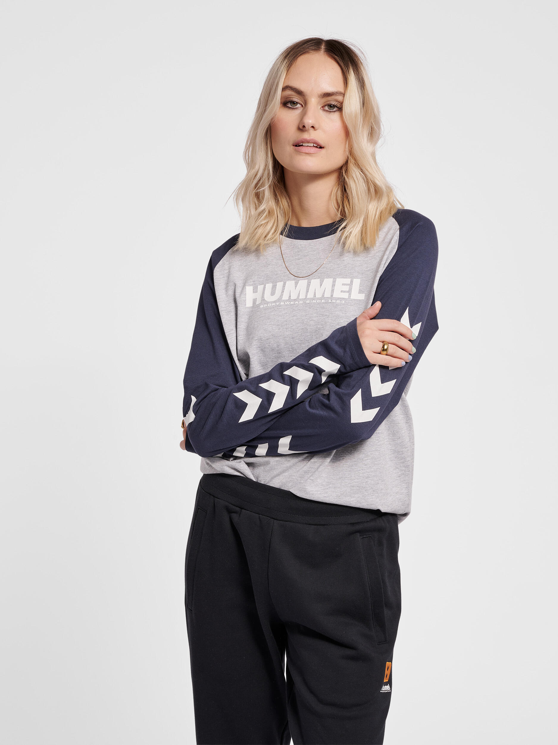 Instap T-Shirt Hmllegacy Unisex Volwassene HUMMEL 3/7
