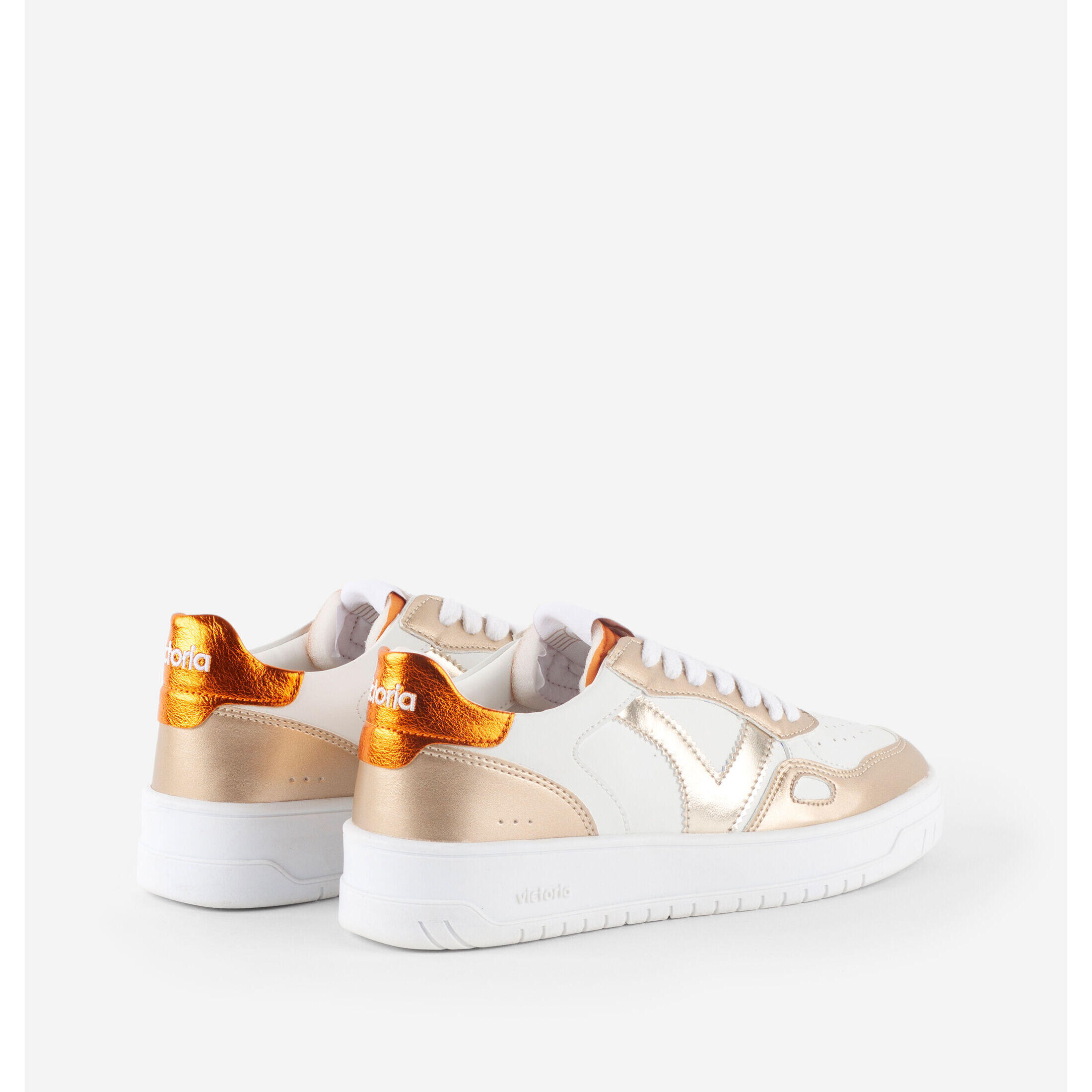 Sneakers Victoria 5/6
