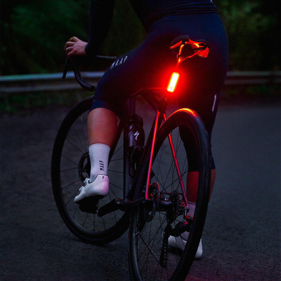 Lampa rowerowa tylna Knog Blinder Road R150