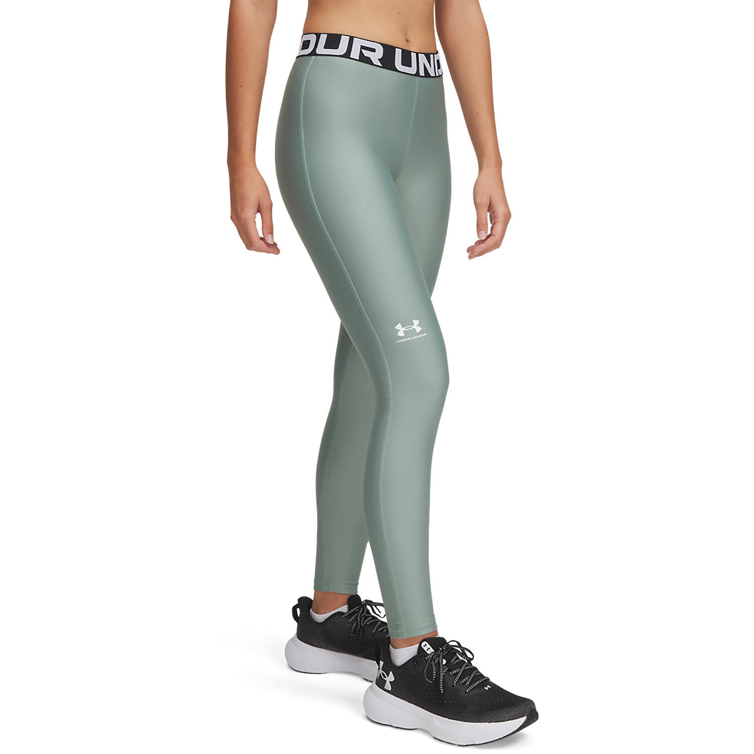 UNDER ARMOUR picture