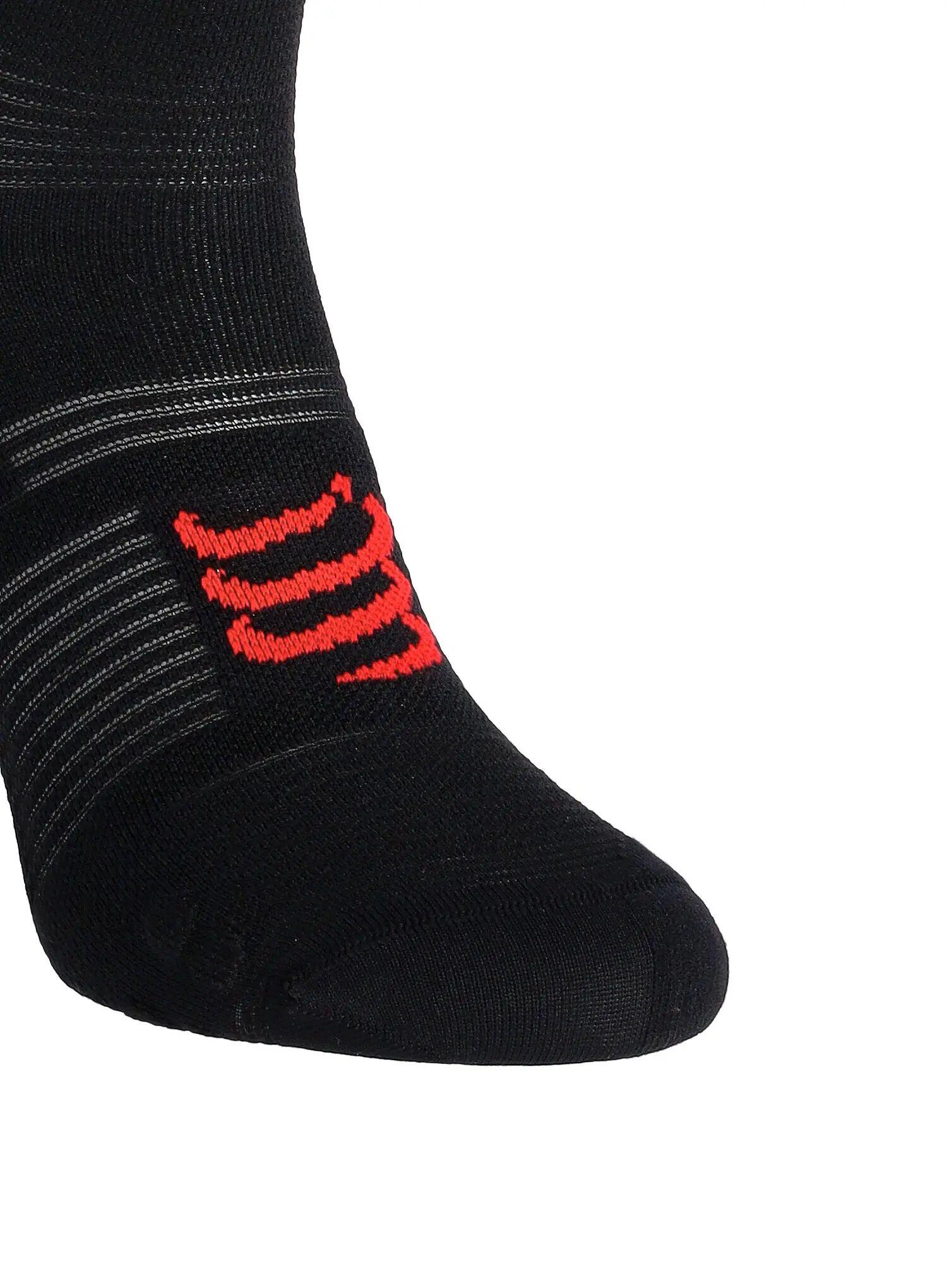 Calzini Compressport Pro Racing Socks v4.0 Run High Nero/Bianco/Rosso 4/4