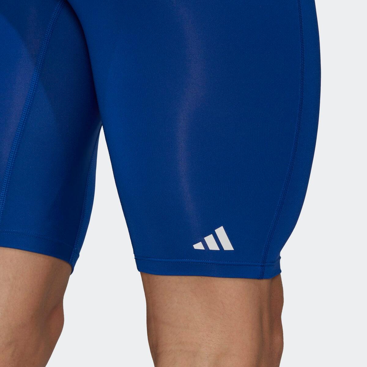 Adults Techfit Training Shorts 2/5