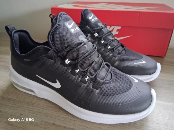 NIKE picture