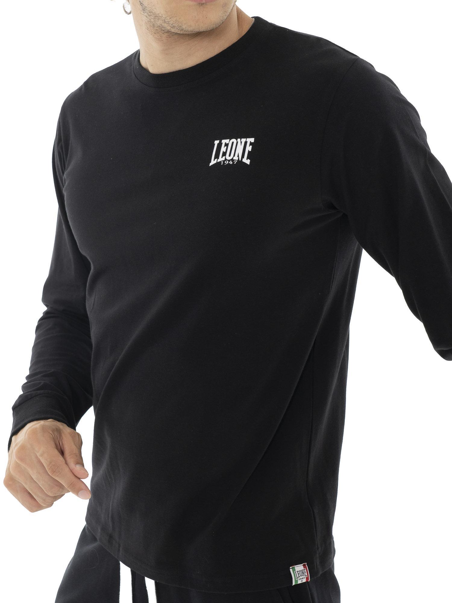 Camiseta básica de manga larga con logo pequeño. 3/5