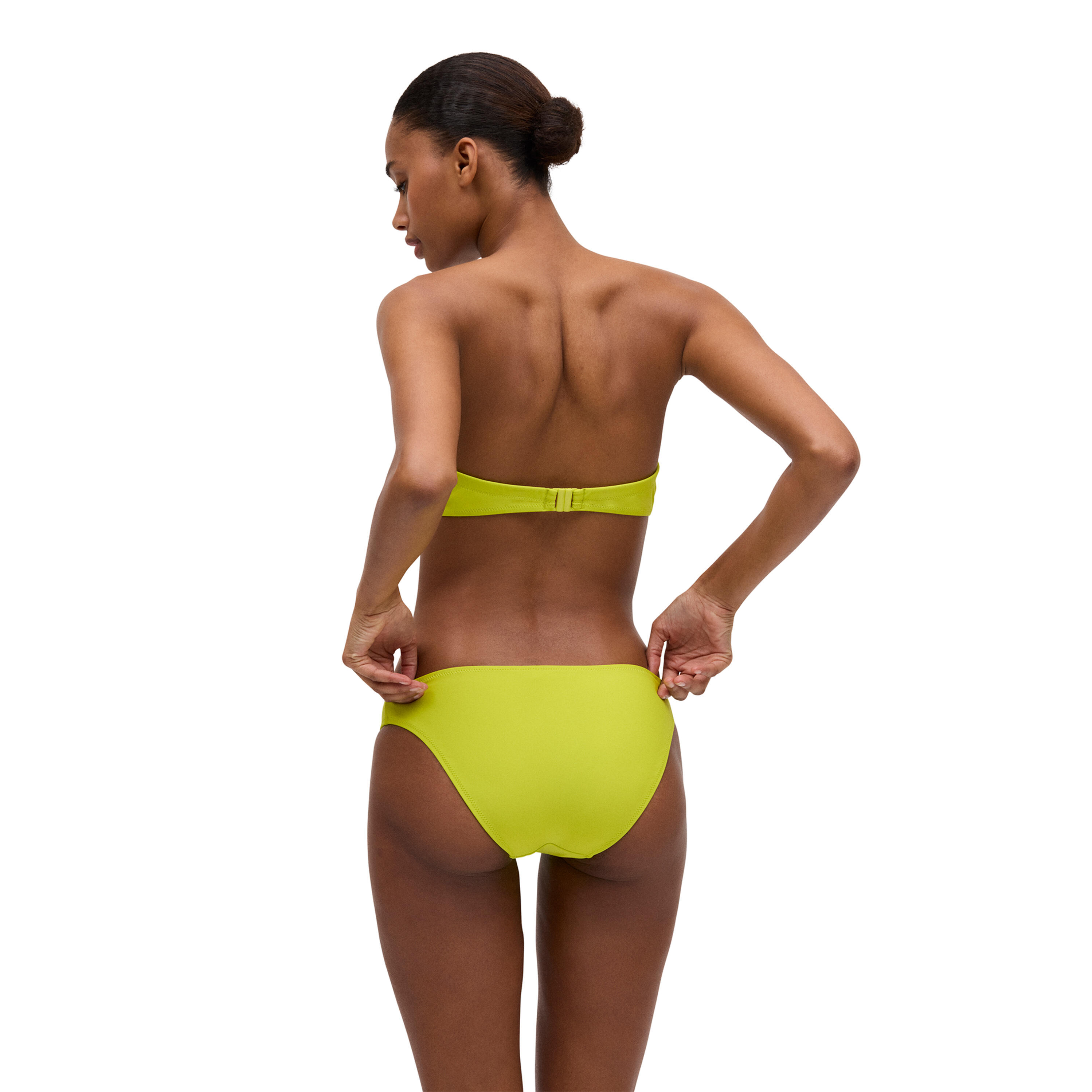 YSABEL MORA Braga bikini lisa lima