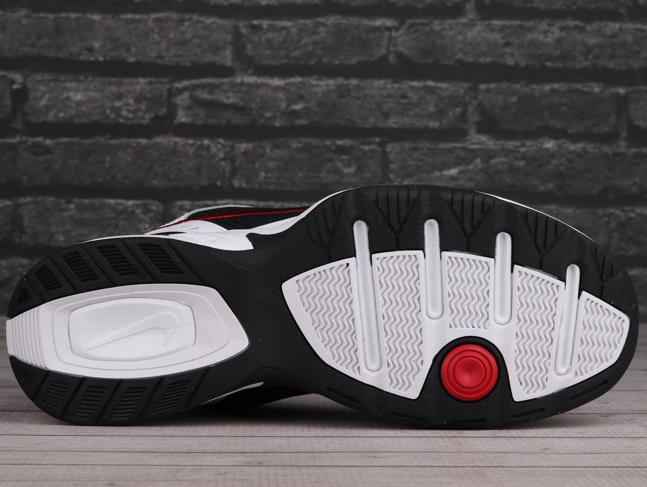 Fitness et entraînement cardio pour hommes Nike Air Monarch IV blanc. 4/7