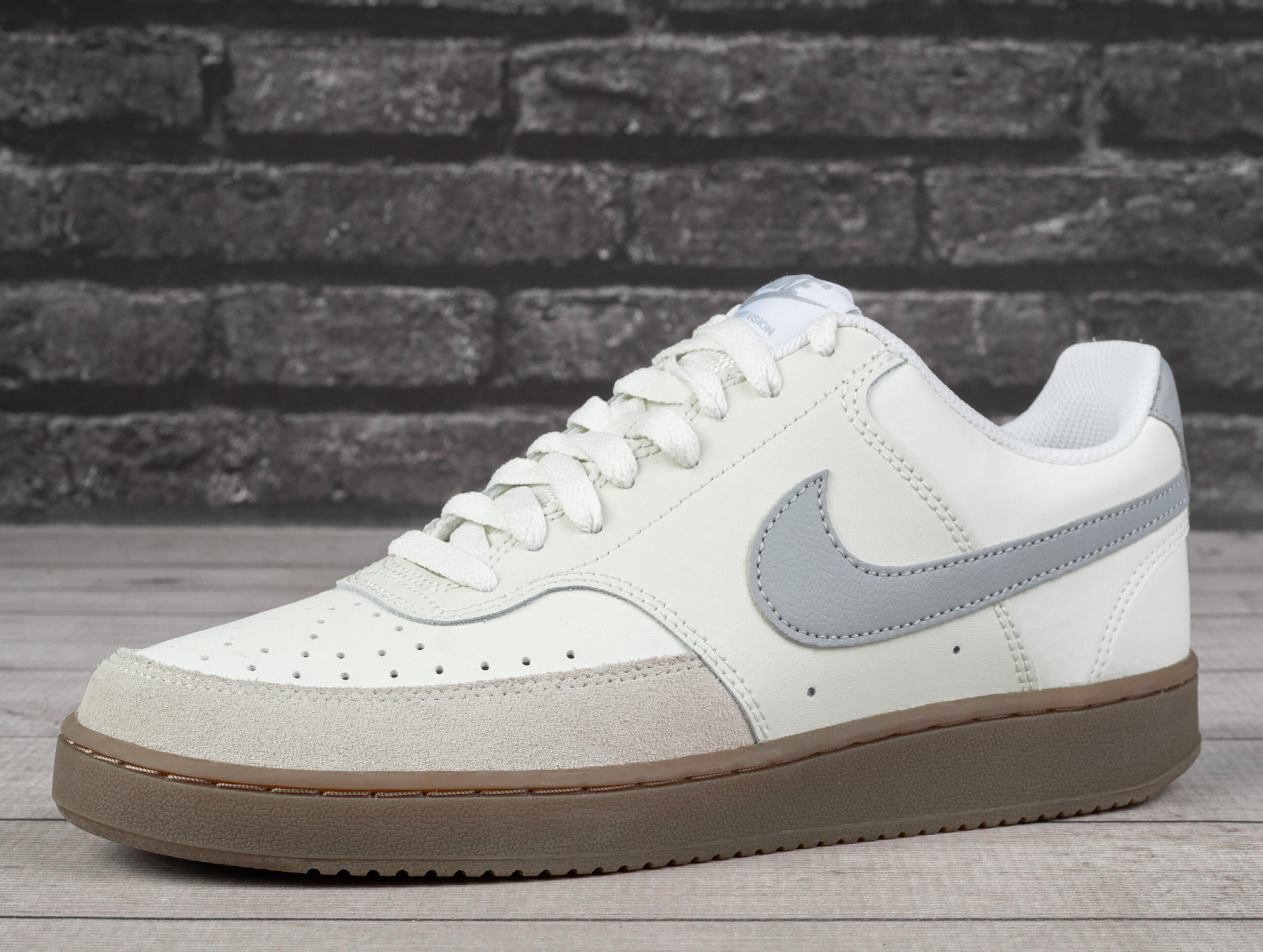 Chaussures Nike Court Vision Low blanc cassé rétro minimaliste 3/7
