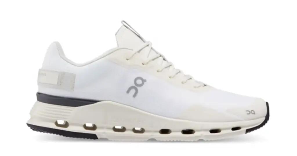 ON Women's Shoe Cloudnova Shape 2/7