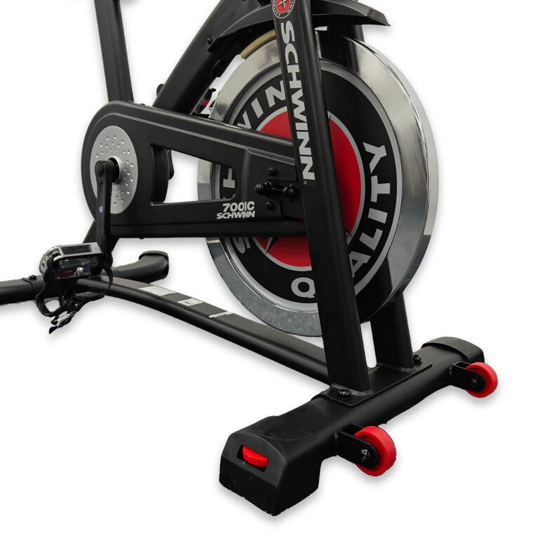 SCHWINN　700IC フィットネスバイク Amazon.co.jp: Schwinn Fitness 700IC Speedbike, Indoor Cycle