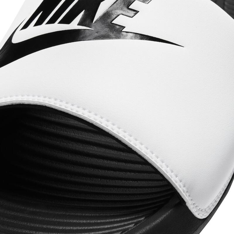 Klapki Nike Victori One, Czarny, Mężczyźni