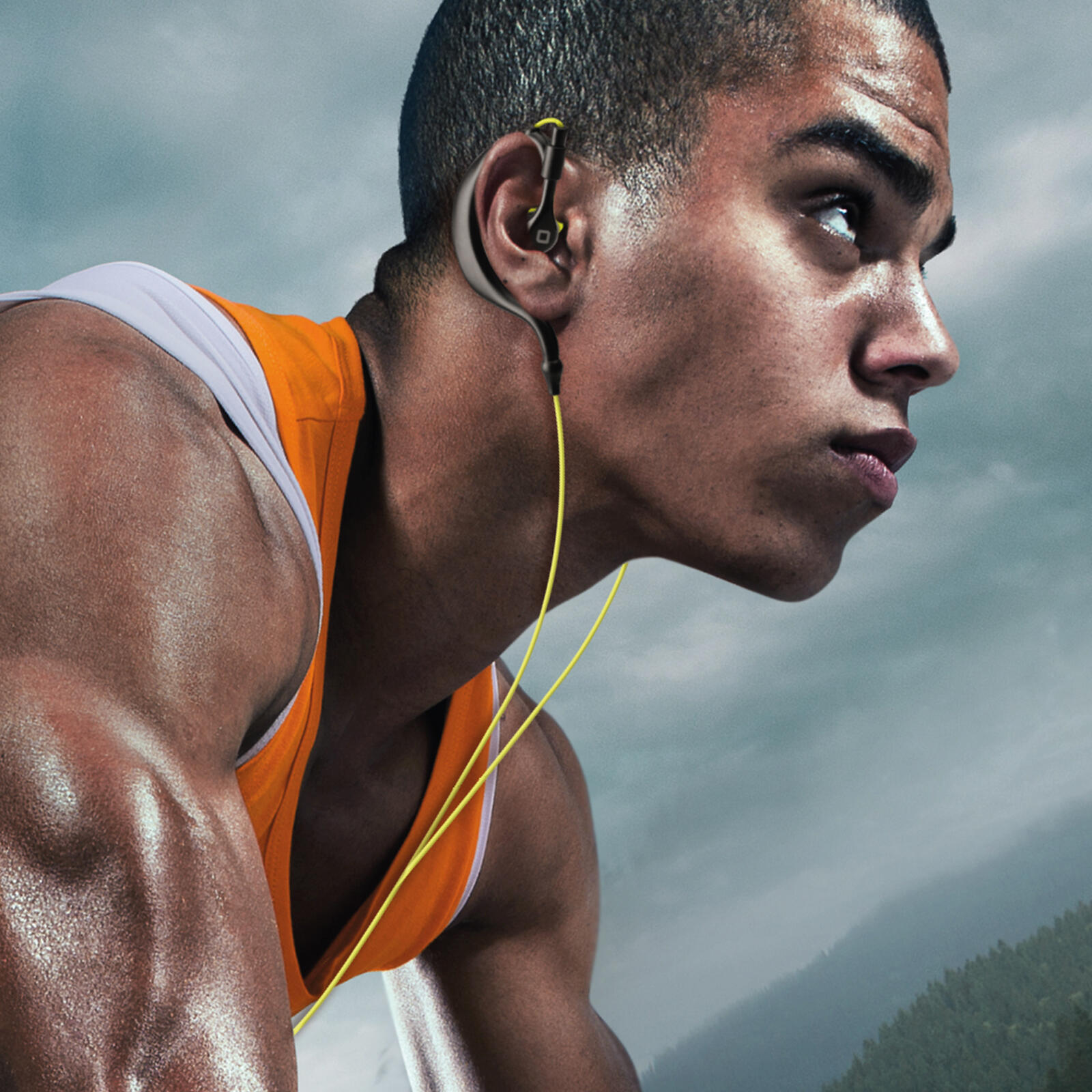 Auricolari Sportivi per Running  Water Resistant IPX5 con Connettore USB-C 3/3