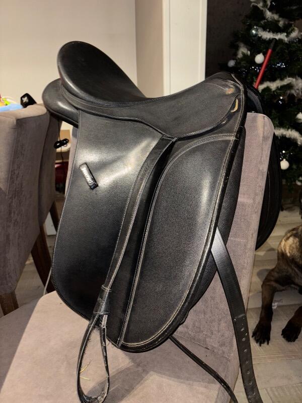 Entre Particuliers - Selle de dressage Wintec 2/2