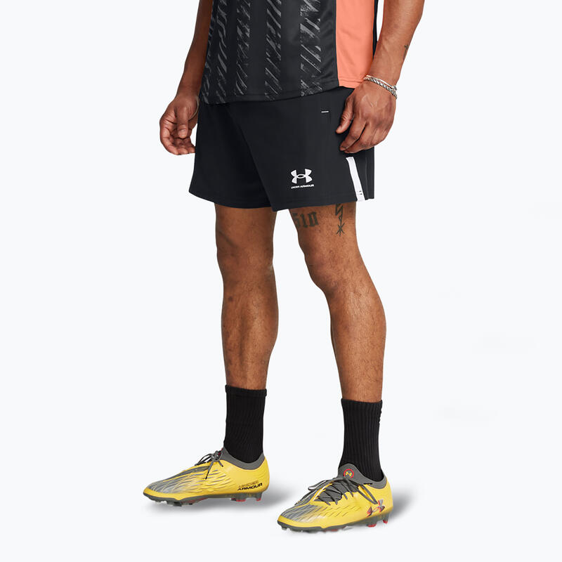 Spodenki piłkarskie męskie Under Armour Challenger Pro Woven