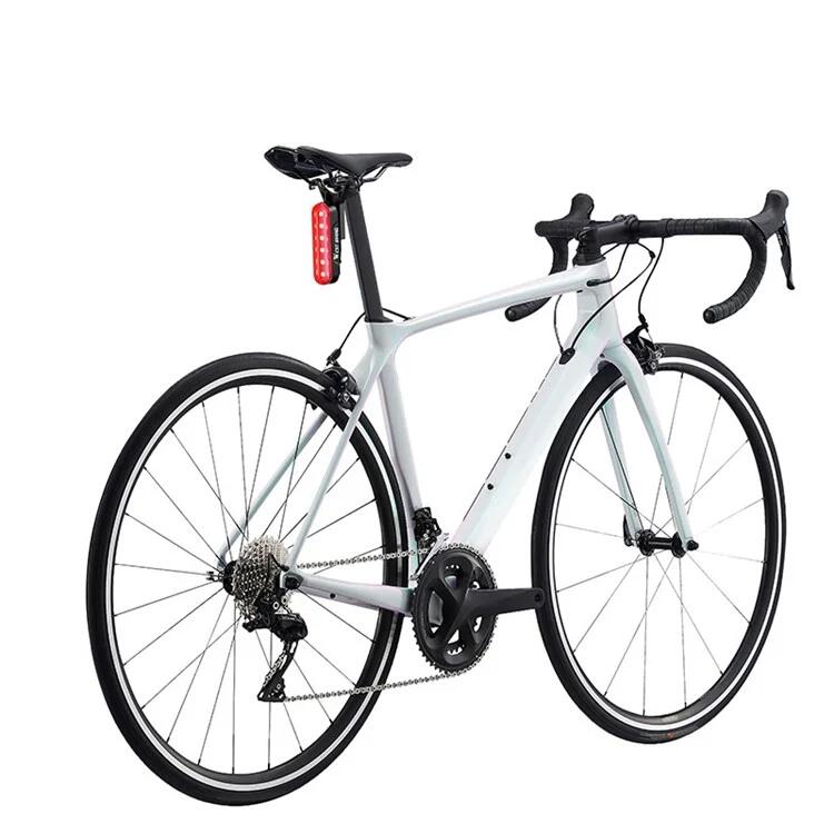 Feu arrière de vélo USB 3 modes avertissement de sécurité 3/7