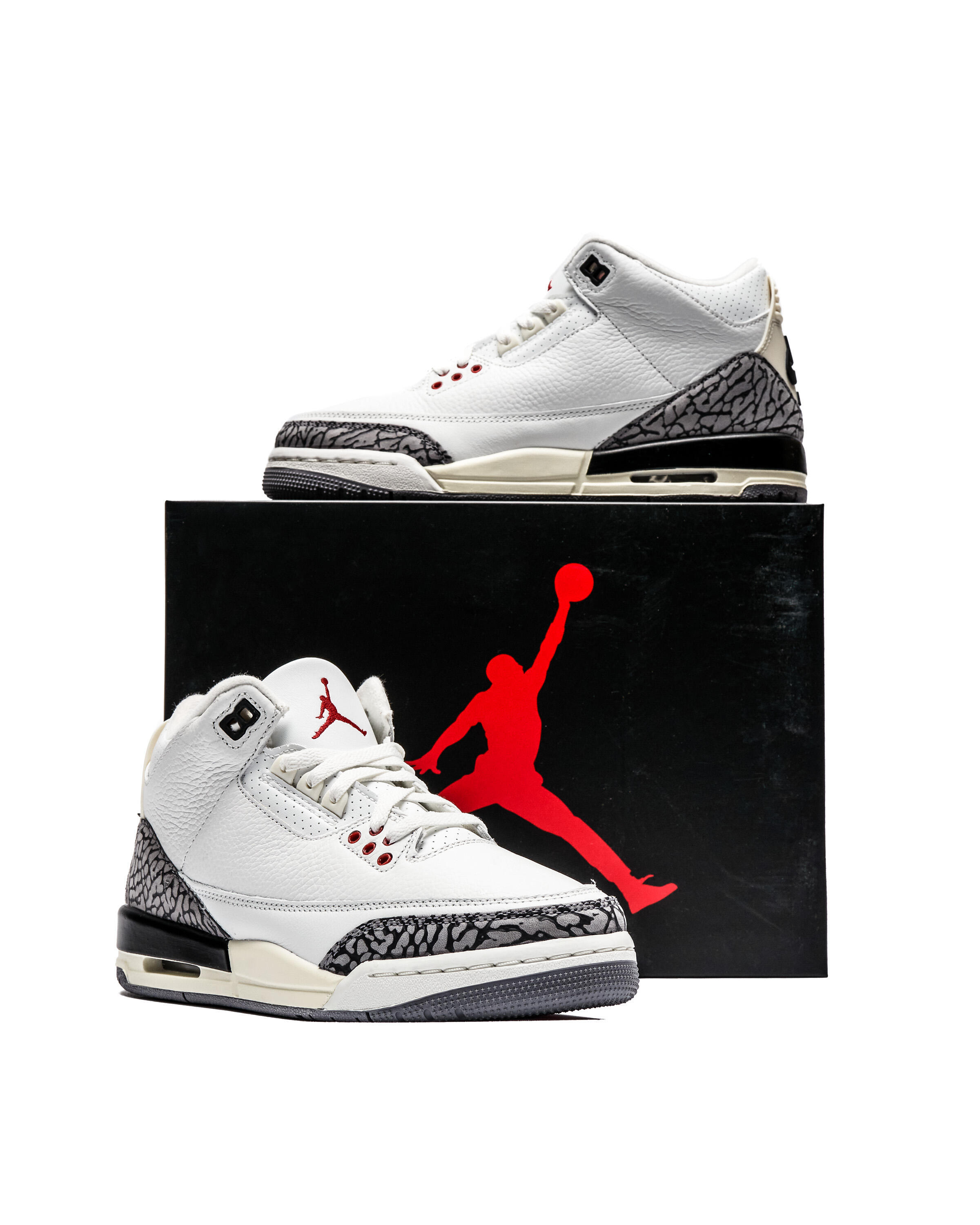 Schuhe  3 Retro White Cement Reimagined 5/5