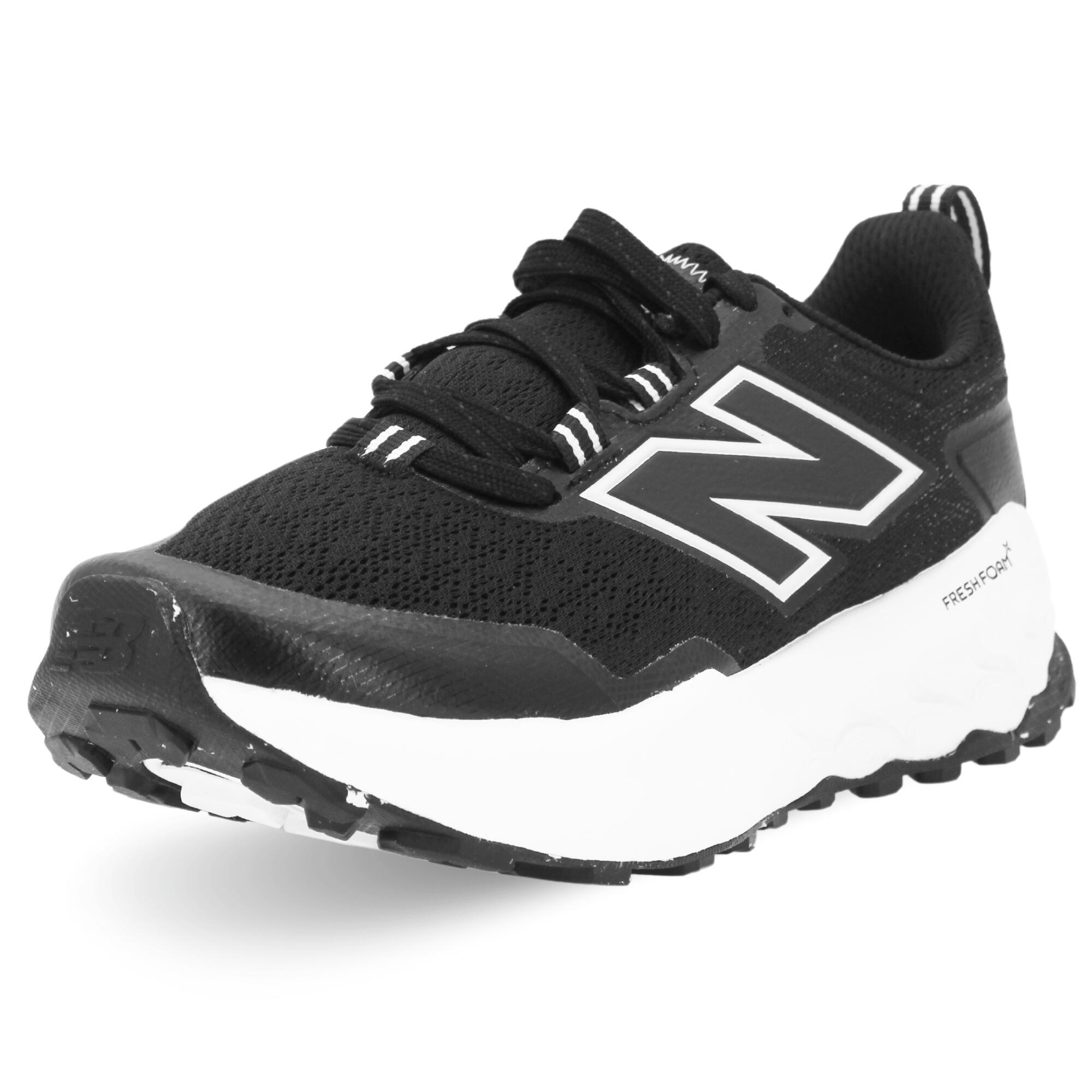 NEW BALANCE picture