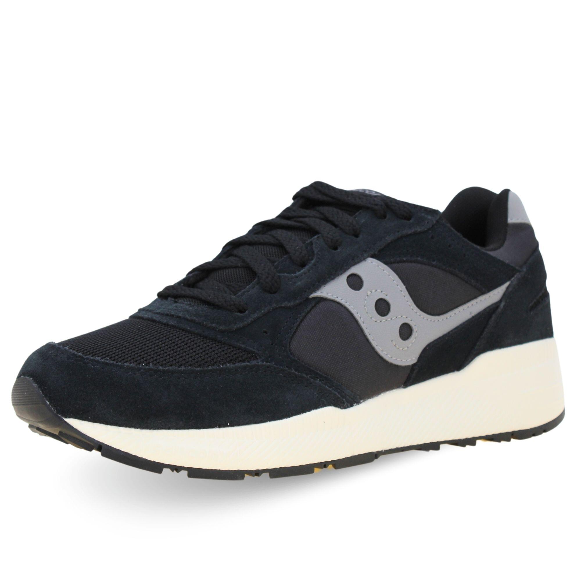 SAUCONY picture
