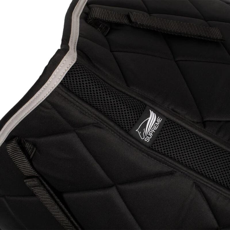 Tapis de selle de dressage avec passepoil contrasté